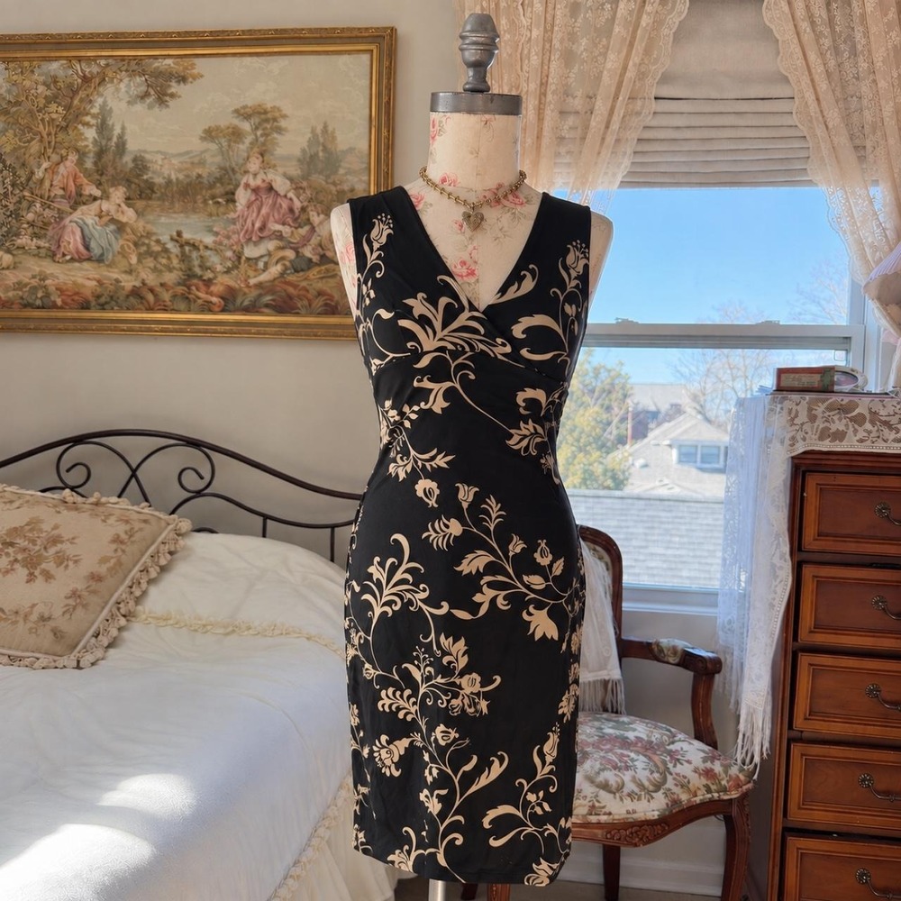 Black midi dress  Y2k preppy black and tan v neck